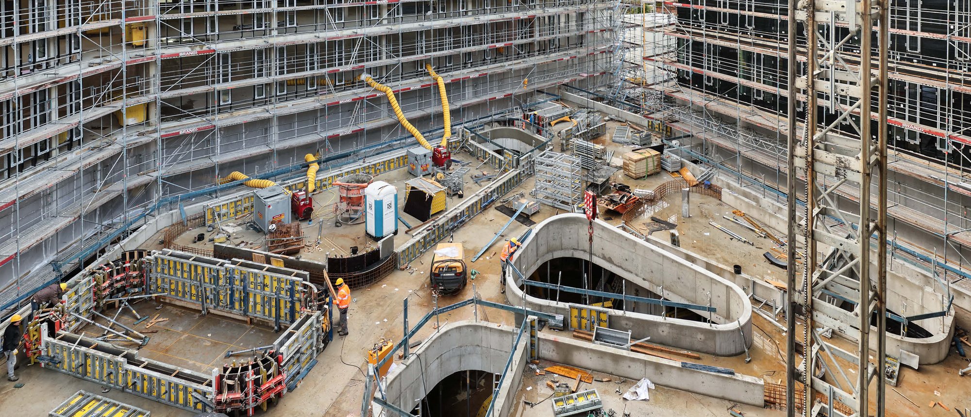 Baustelle bei der Christian-Albrechts-Universität, wo neue Forschungsbauten entstehen.